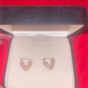 Soft brown heart shaped earrings